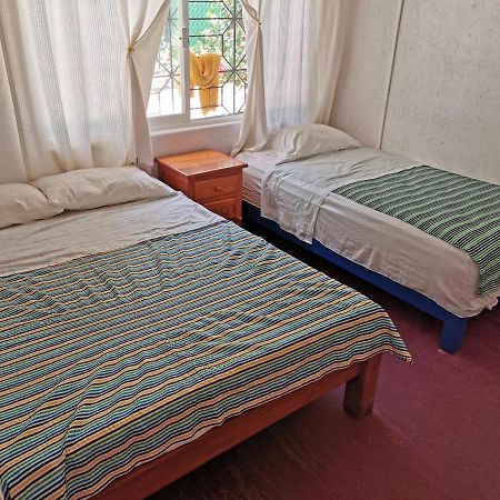 Casa Lao Centro Hotel Zihuatanejo Buitenkant foto