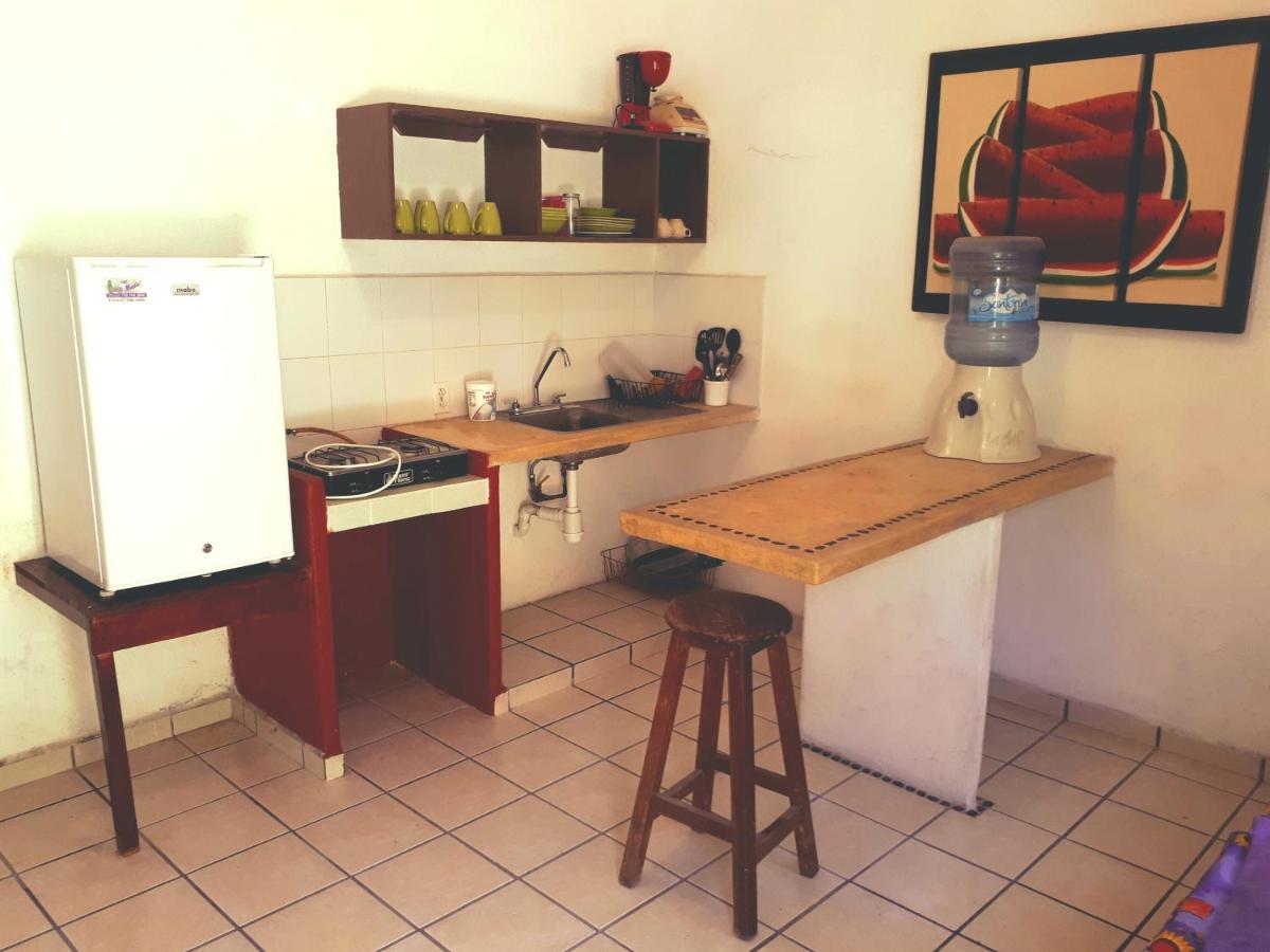 Casa Lao Centro Hotel Zihuatanejo Buitenkant foto