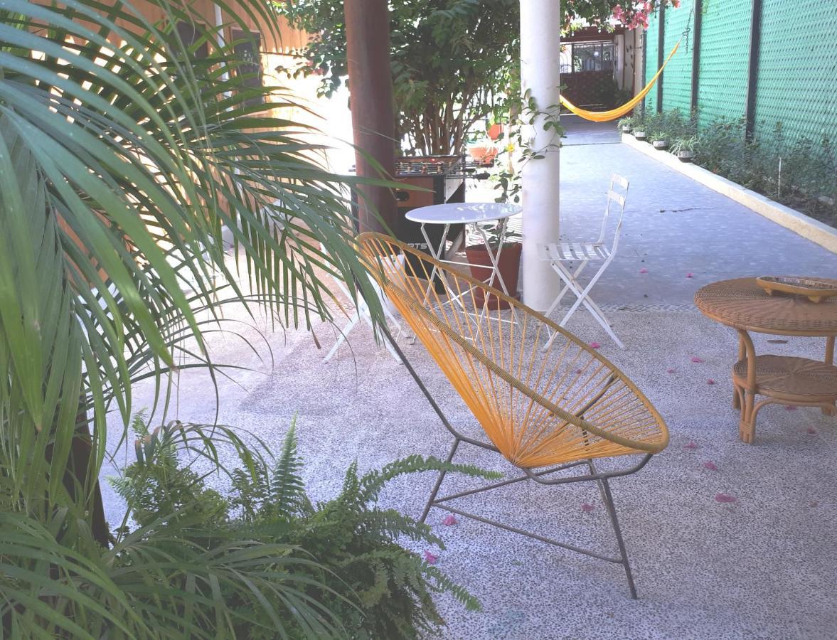 Casa Lao Centro Hotel Zihuatanejo Buitenkant foto